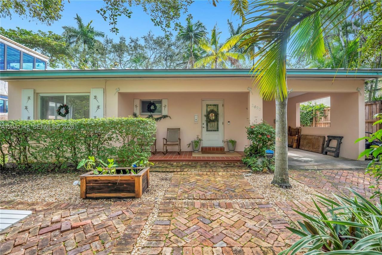 2490 Abaco Ave, Miami, FL 33133 Photo