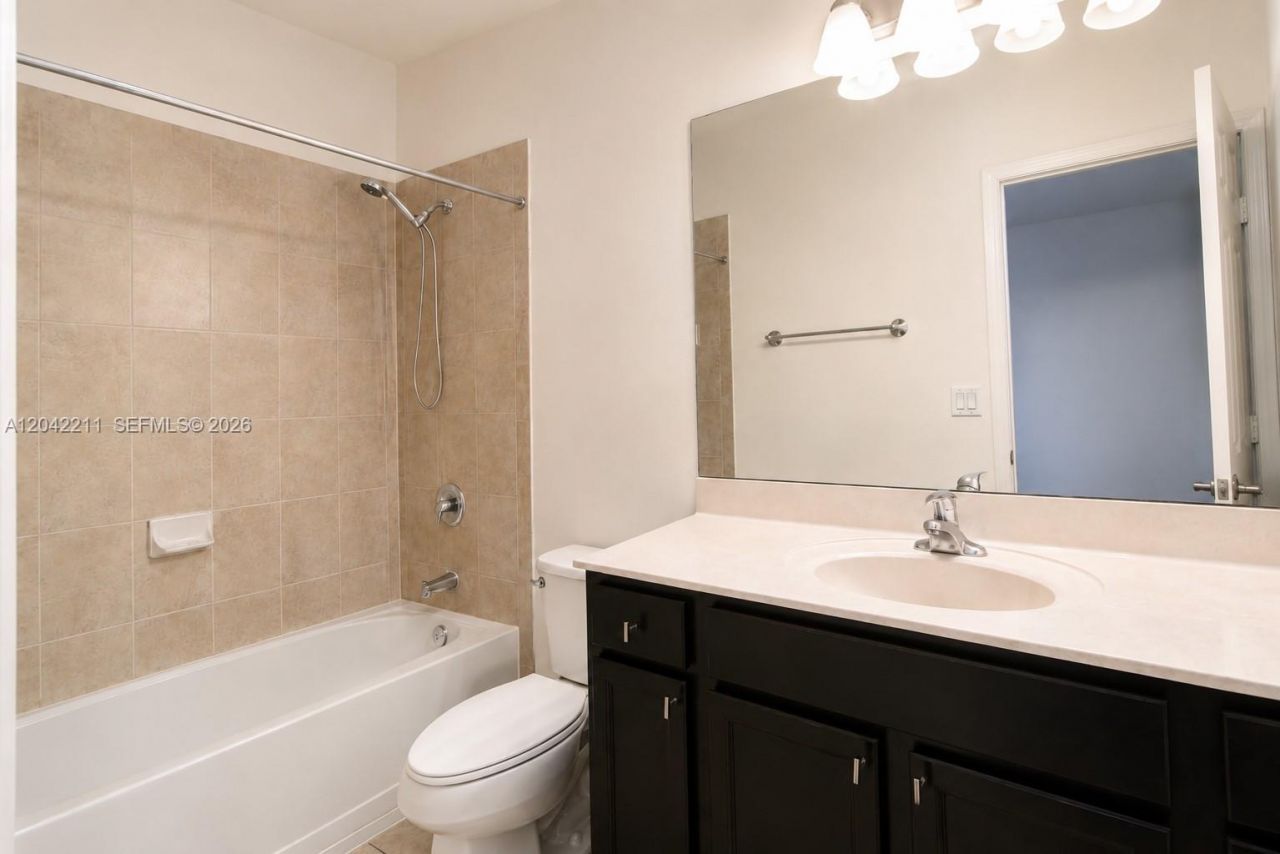 8954 W 35th Way , Hialeah, FL 33018 Photo