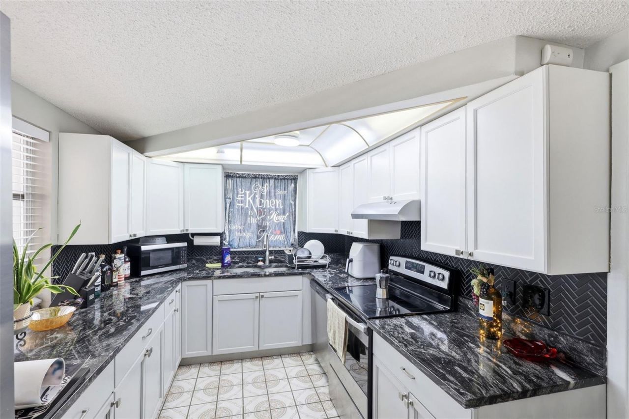 9100 Suffolk Lane, Port Richey, FL 34668 Photo
