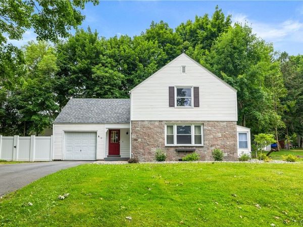 10 Bedford Drive , Whitesboro, NY 13492