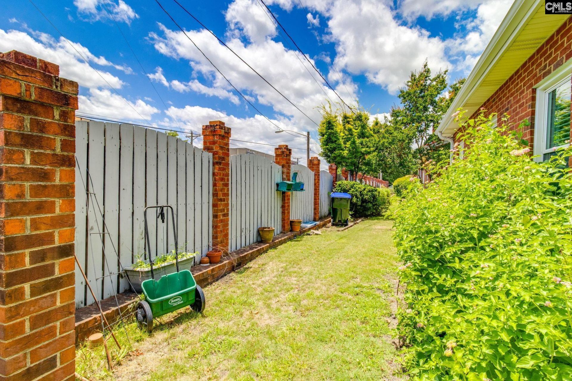 108 Walden Court  Photo 32