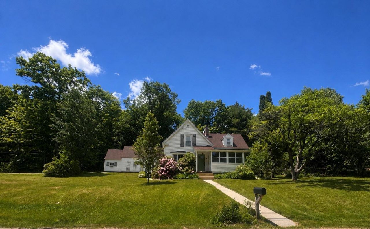 11 Robbins Road, Fitzwilliam, NH 03447 Main Photo