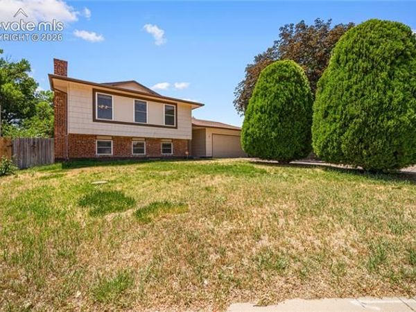 7 Emperor Court, Pueblo, CO 81005