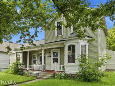 1807 10th Street, Port Huron, MI 48060