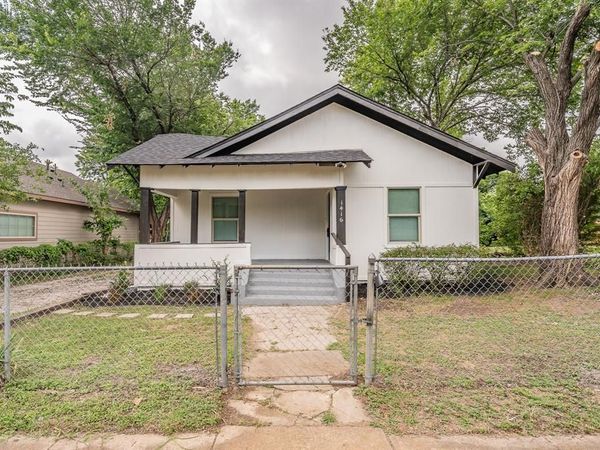 1416 E Myrtle Street , Fort Worth, TX 76104