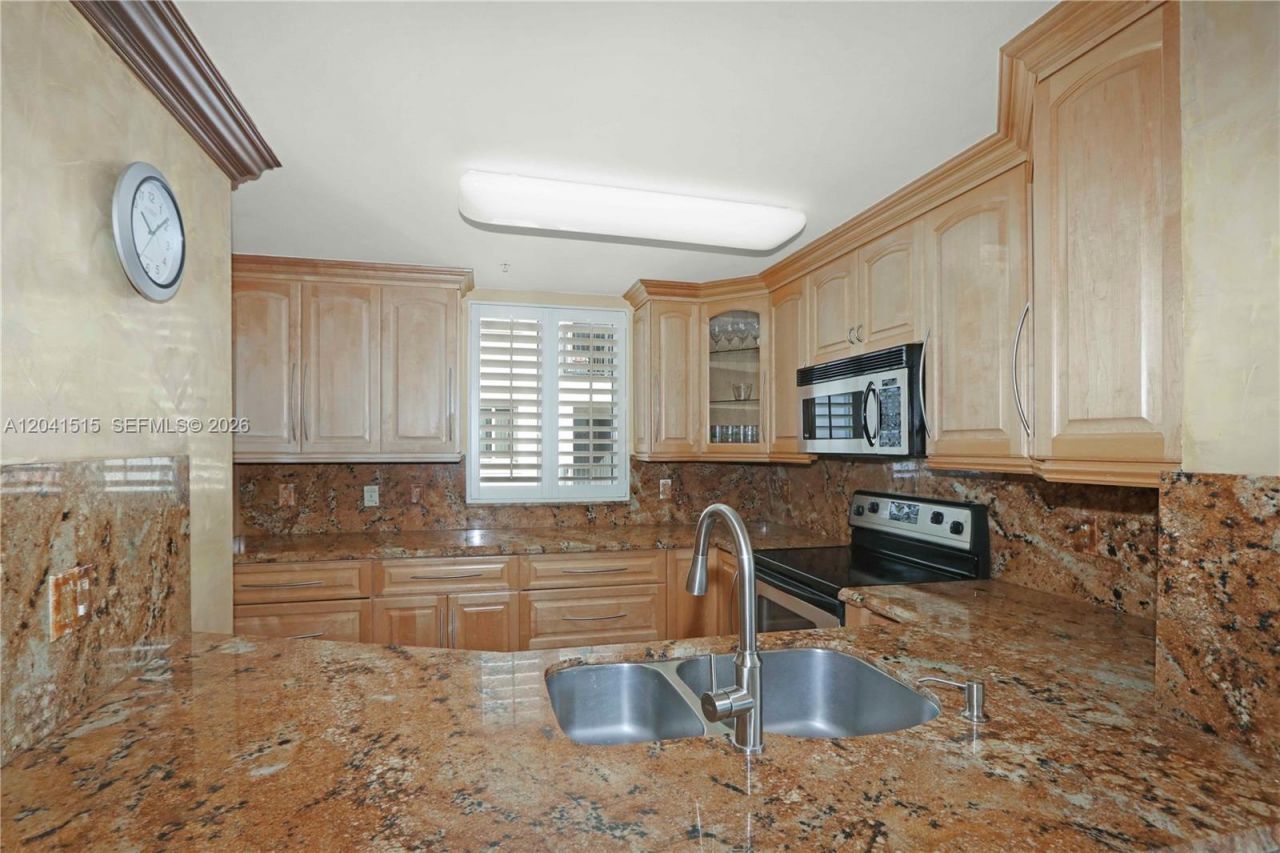 10 Aragon Ave, Unit 1216, Coral Gables, FL 33134 Photo