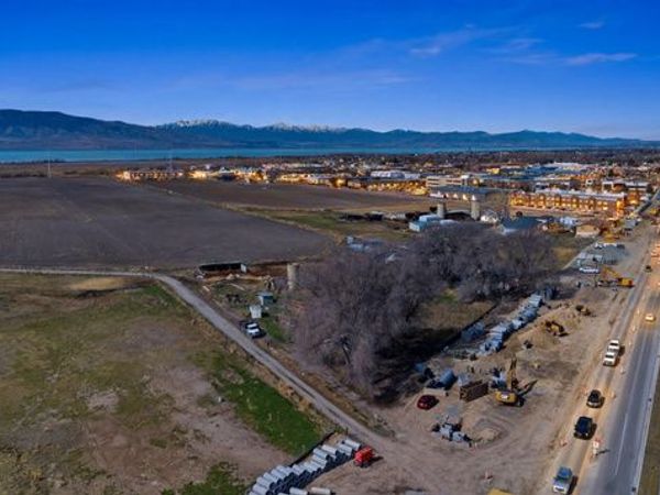1412 S GENEVA RD , Orem, UT 84058