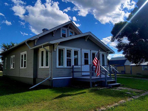 109 W 7th Street, Hosmer, SD 57448