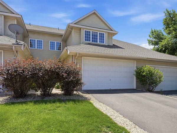 1971 Andrew Court, Chanhassen, MN 55317