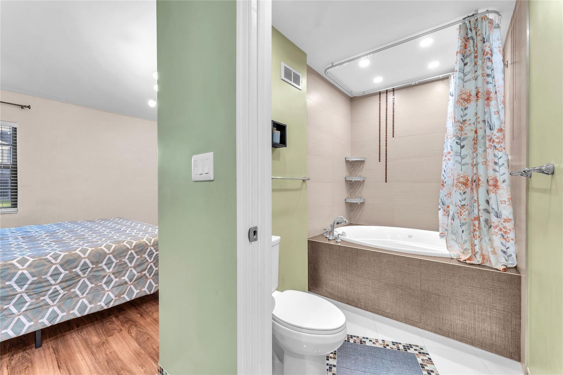 8407 NW 78th Court, Tamarac, FL 33321 Photo
