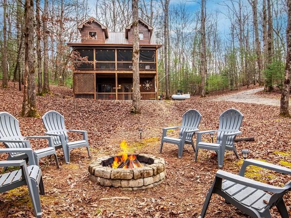 850 Mountain Lake Circle, Blue Ridge, GA 30513