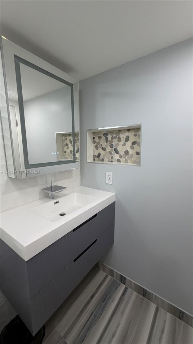 3280 Spanish Moss, Unit #214, Lauderhill, FL 33319 Photo