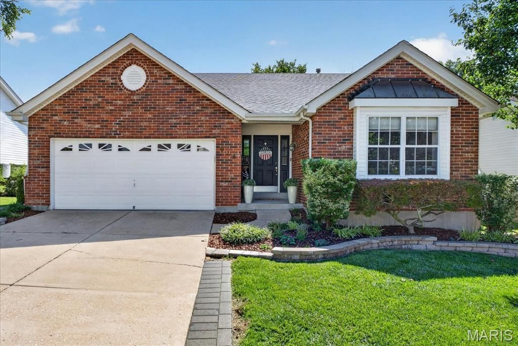 918 Claybend Drive, Ballwin, MO 63011 Main Photo