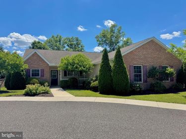 12 LUDWIG LANE, POTTSTOWN, PA 19464