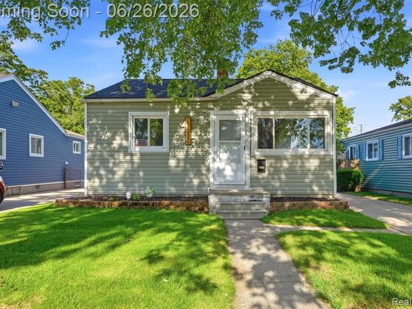 27320 Delton Street, Madison Heights, MI 48071