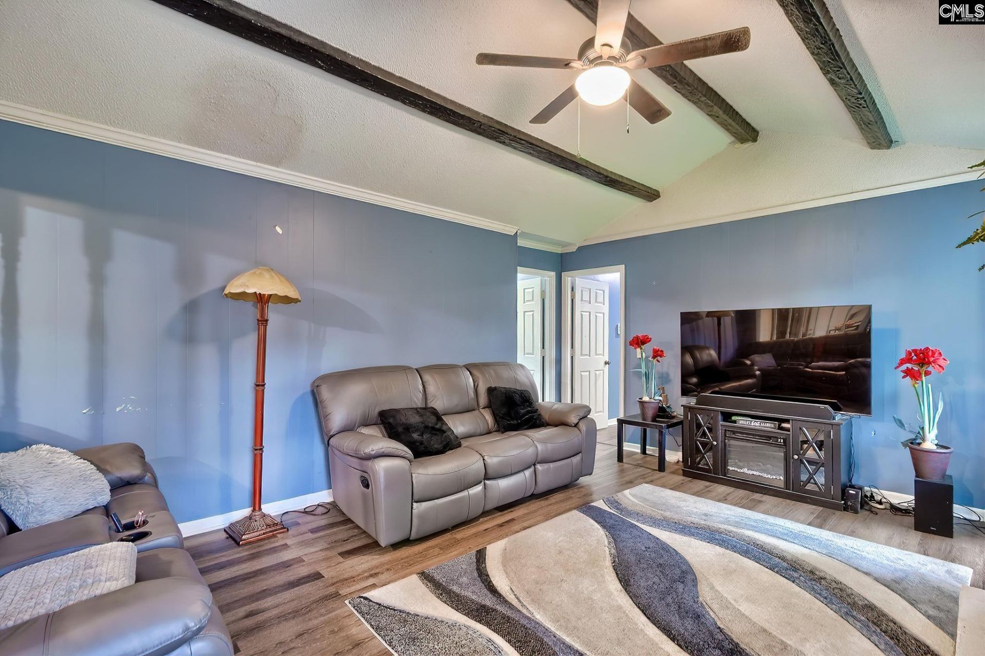 209 Sommerset Drive Photo 10