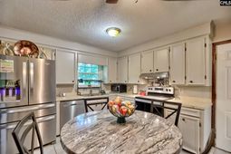 209 Sommerset Drive photo 4