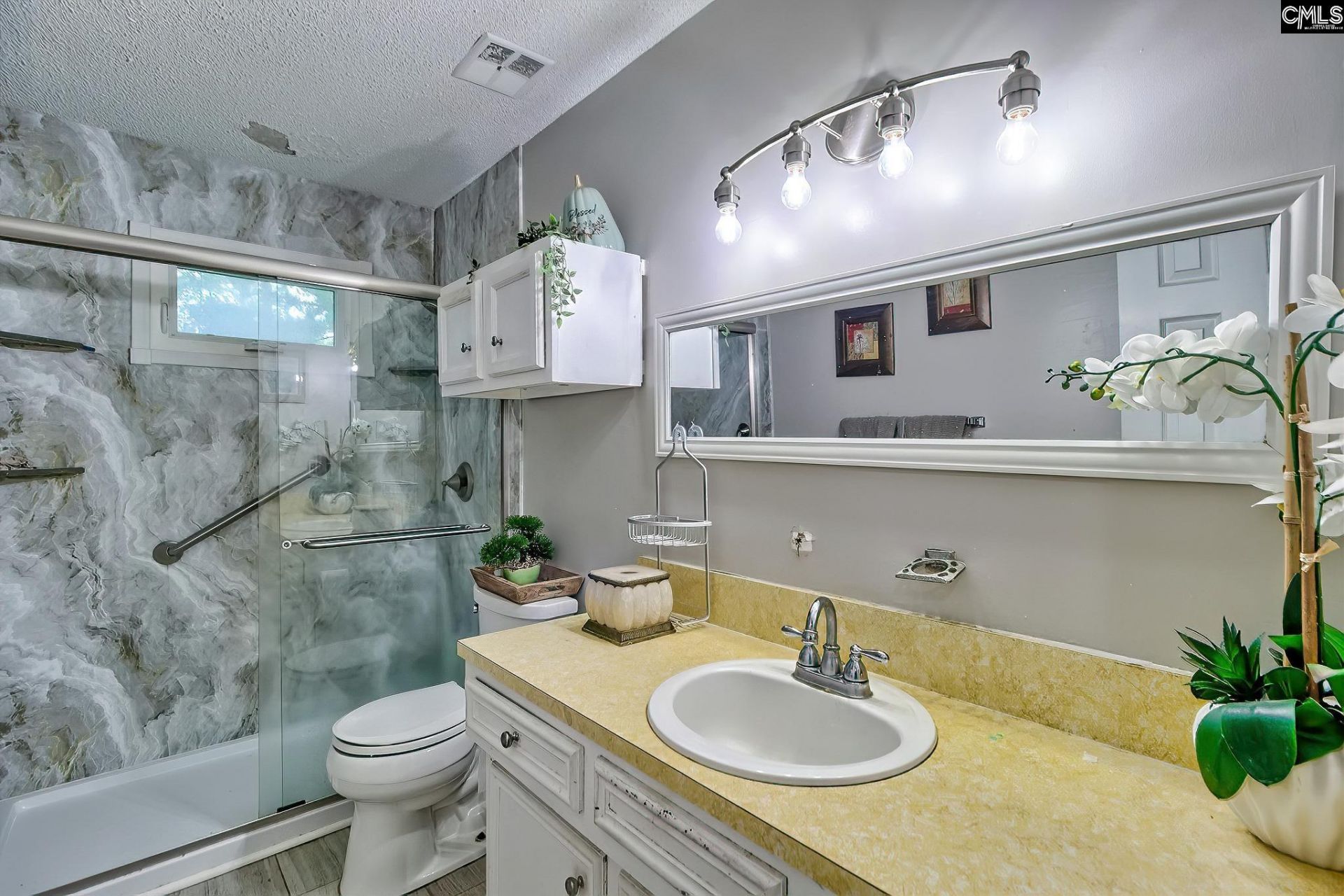 209 Sommerset Drive Photo 5