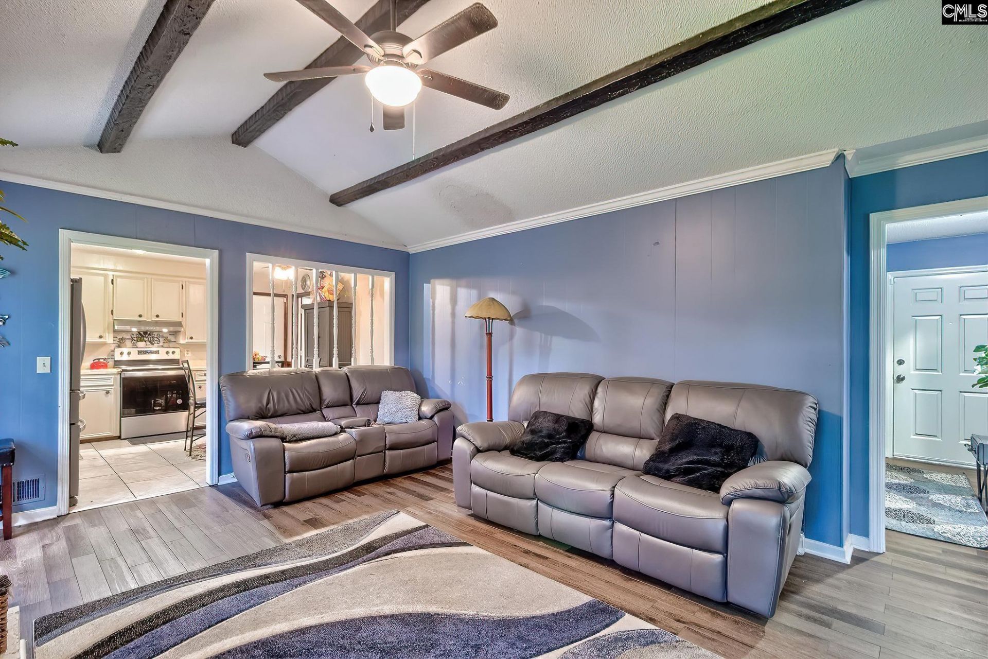 209 Sommerset Drive Photo 6