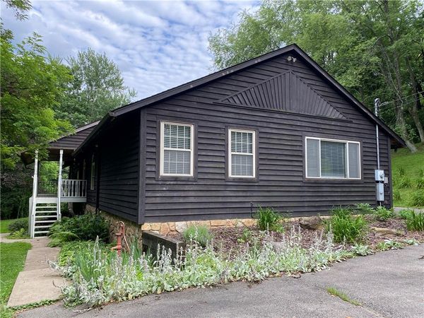 120 Alter Rd., New Kensington, PA 15068