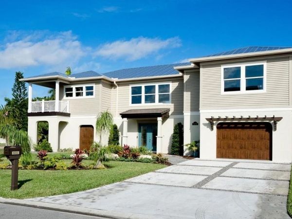 8202 17TH AVENUE W, BRADENTON, FL 34209