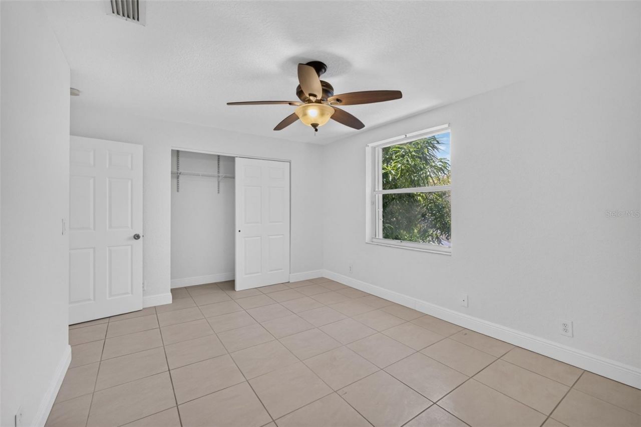 946 Summit Lake Drive , West Palm Beach, FL 33406 Photo