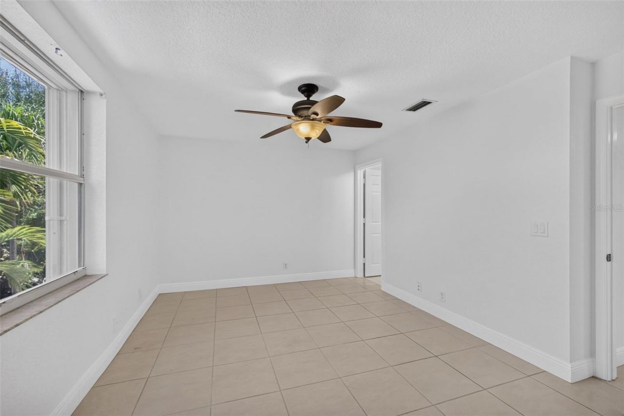 946 Summit Lake Drive , West Palm Beach, FL 33406 Photo