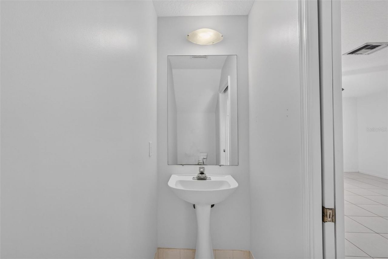 946 Summit Lake Drive , West Palm Beach, FL 33406 Photo