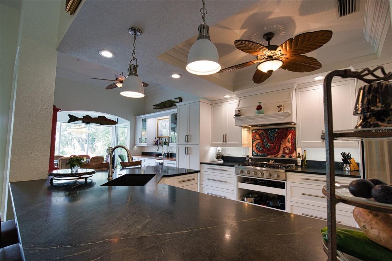 10110 Creekside Drive, Placida, FL 33946 Photo