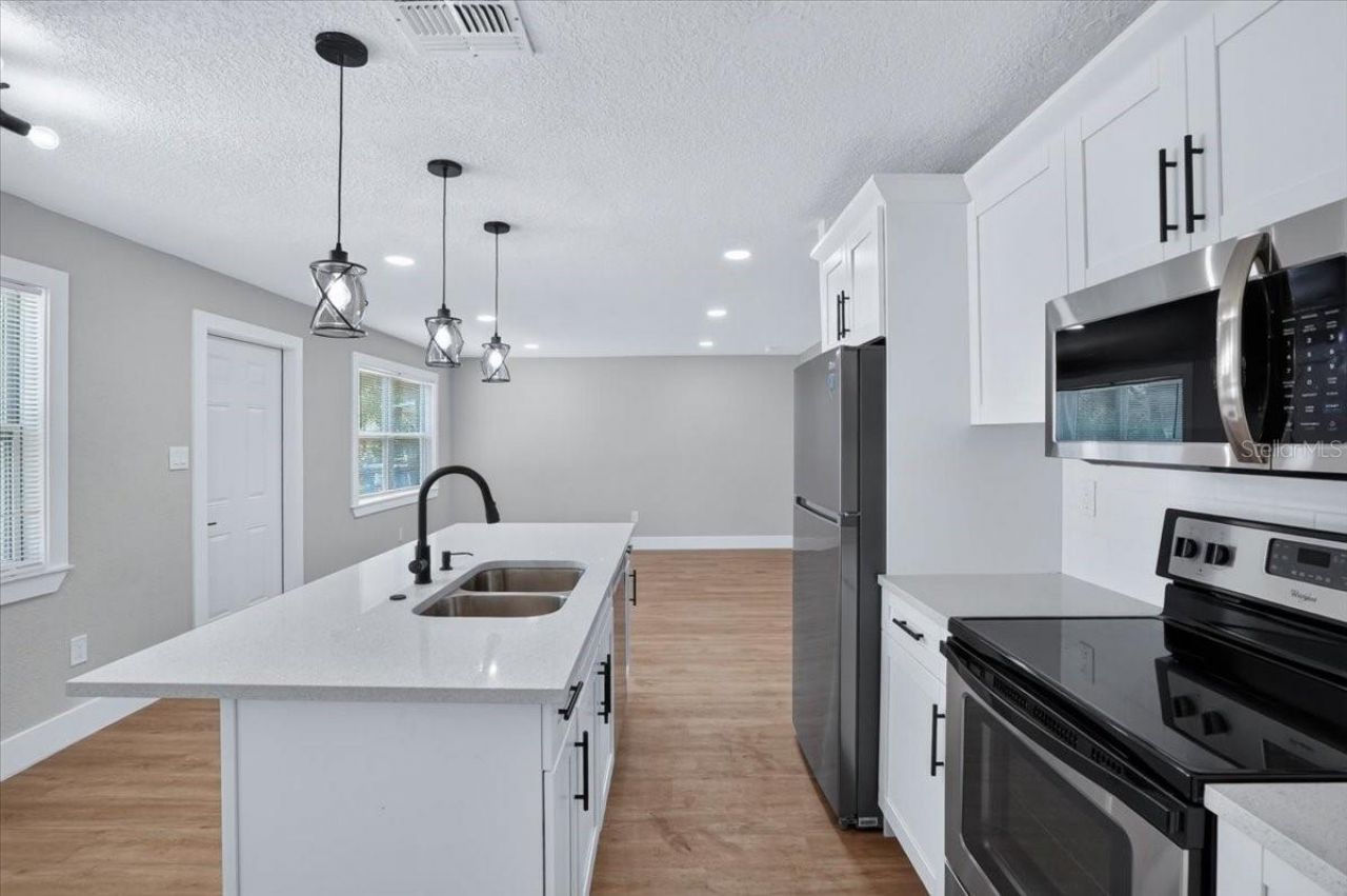 950 26th Avenue S, Saint Petersburg, FL 33705 Photo