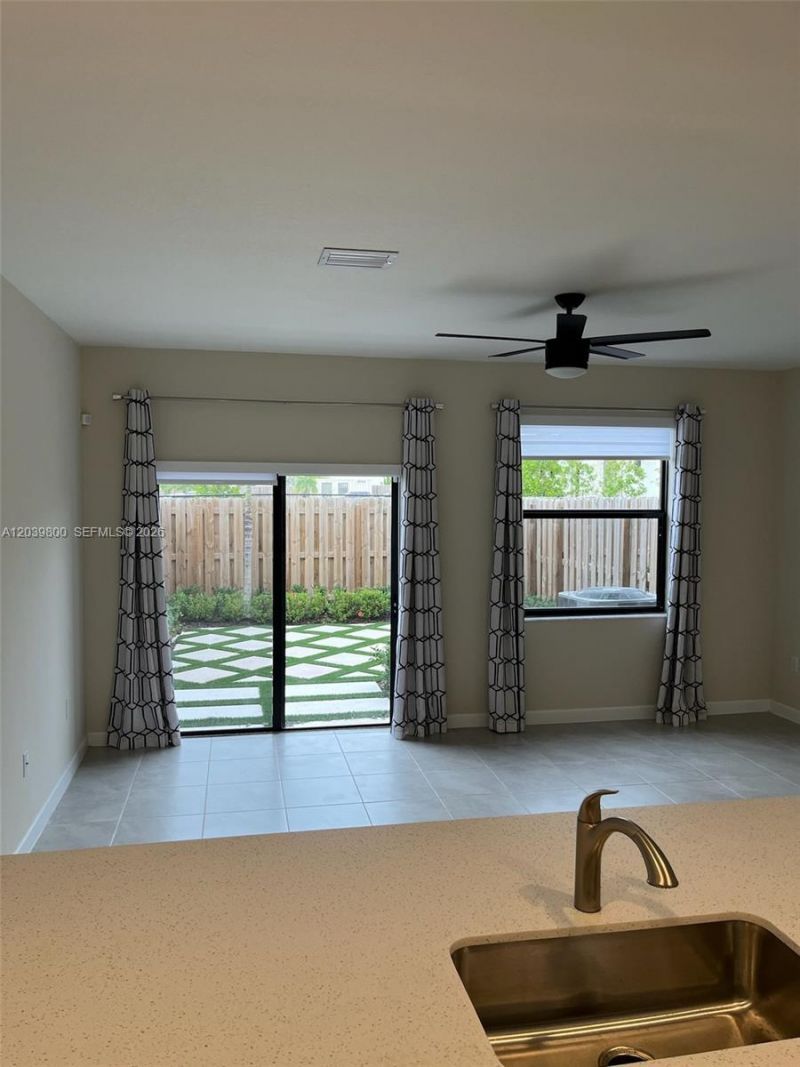 11889 SW 245th Ter , Homestead, FL 33032 Photo