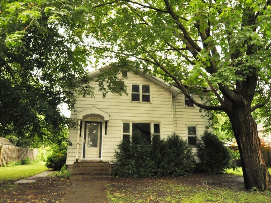 Main Photo