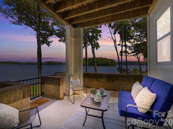 915 Northeast Drive, Unit 4, Davidson, NC 28036