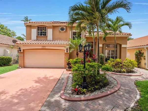 2722 Cayenne Ave , Cooper City, FL 33026