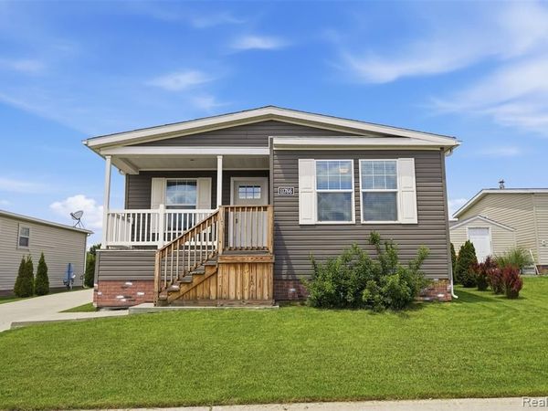 11766 Cedarbrook Drive, Green Oak Twp, MI 48178