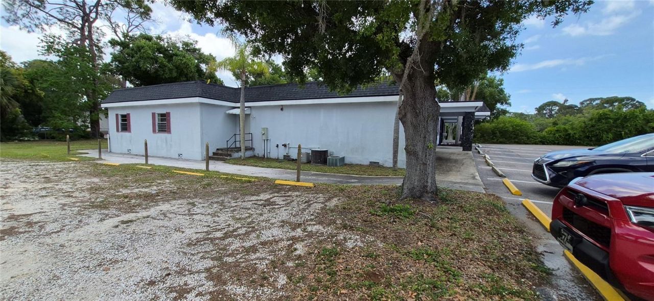 7789 131st Street N, Seminole, FL 33776 Photo