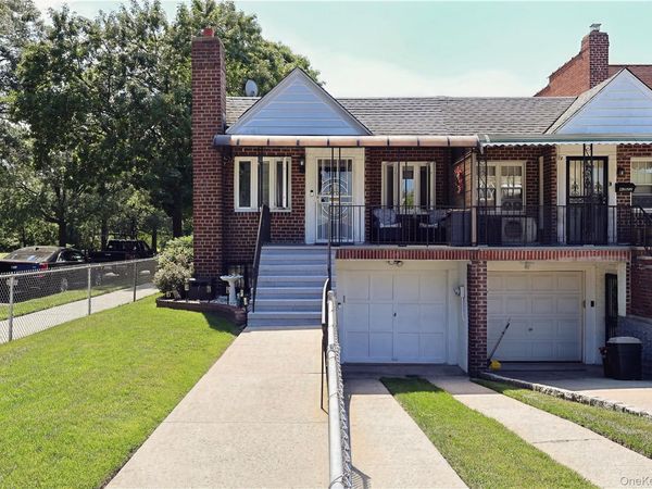 6224 78th Street, Middle Village, NY 11379