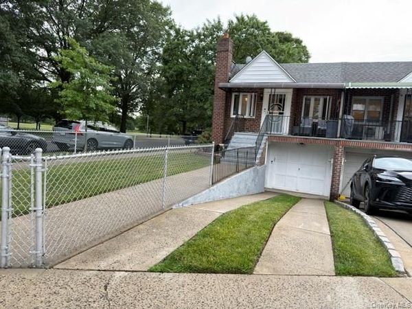 6224 78th Street, Middle Village, NY 11379