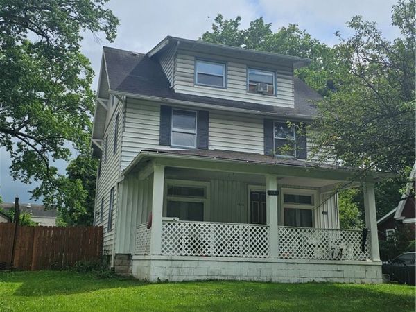 1613 Canfield Road, Youngstown, OH 44511