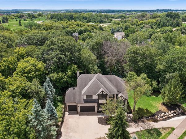 740 Mendota Heights Road, Mendota Heights, MN 55120