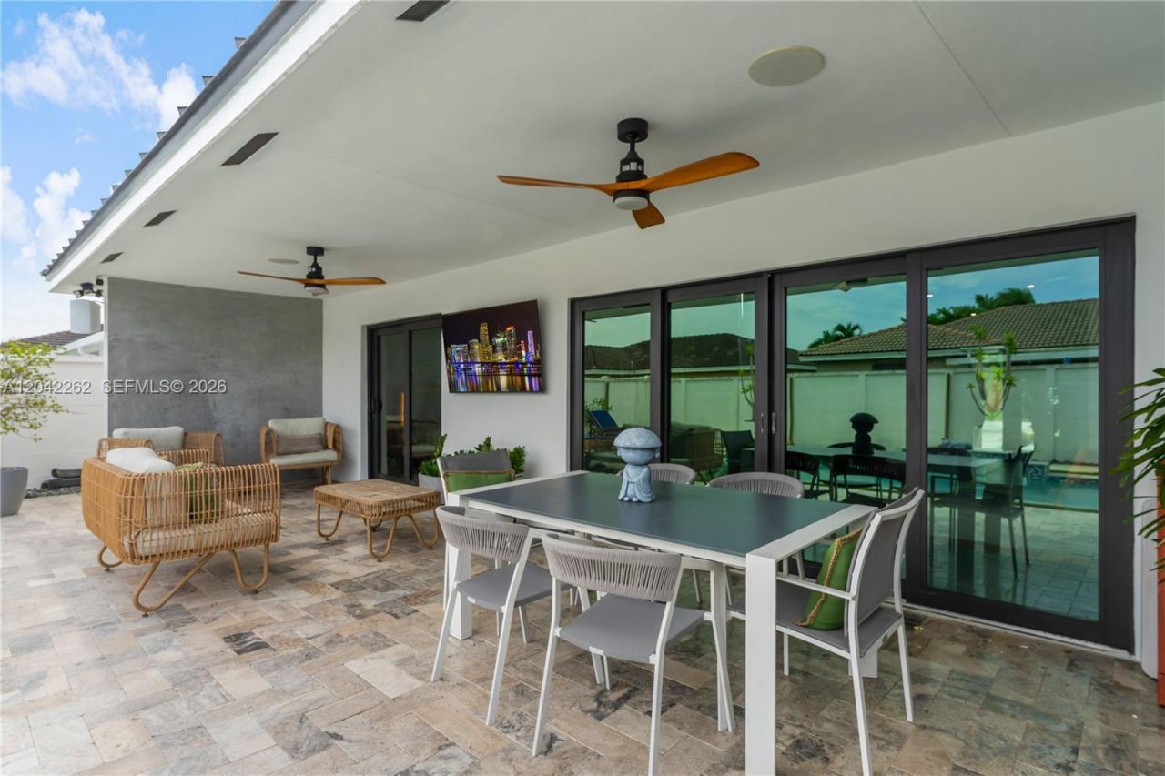 12772 SW 209th St, Miami, FL 33177 Photo