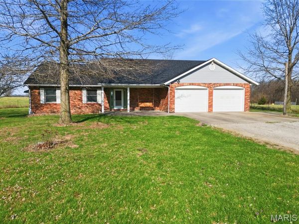 1637 State Hwy A , Auxvasse, MO 65231