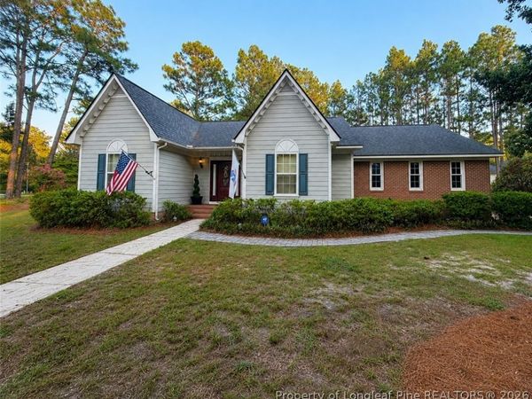 6463 Windy Creek Way, Fayetteville, NC 28306