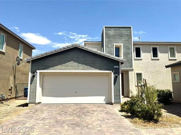 43 Heathrow Lake Avenue, North Las Vegas, NV 89084