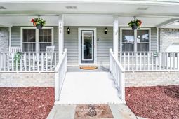 108 Evance Court photo 4