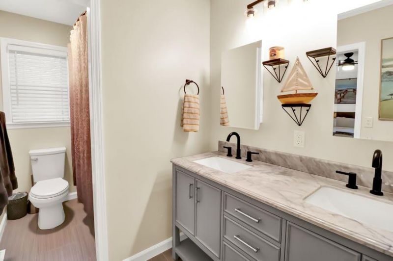 108 Evance Court Photo 24
