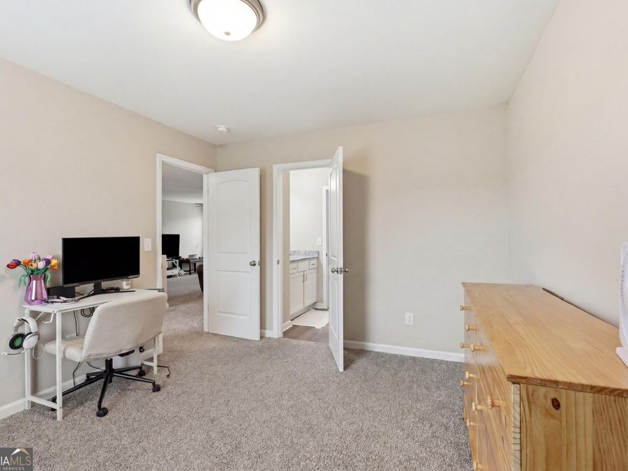 Property Image 40