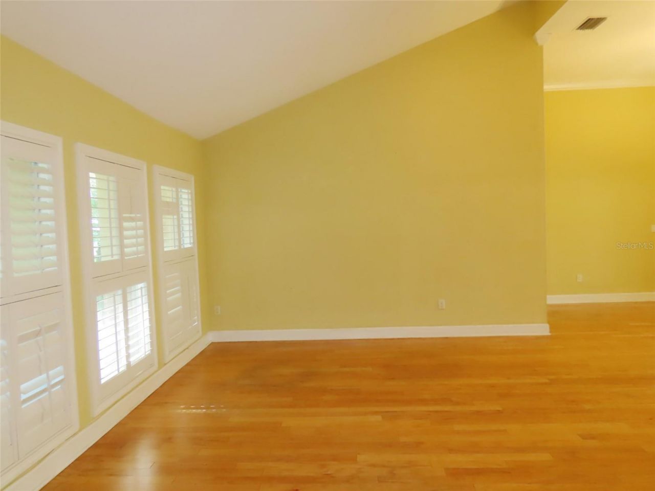 7555 Pine Valley Lane, Seminole, FL 33776 Photo