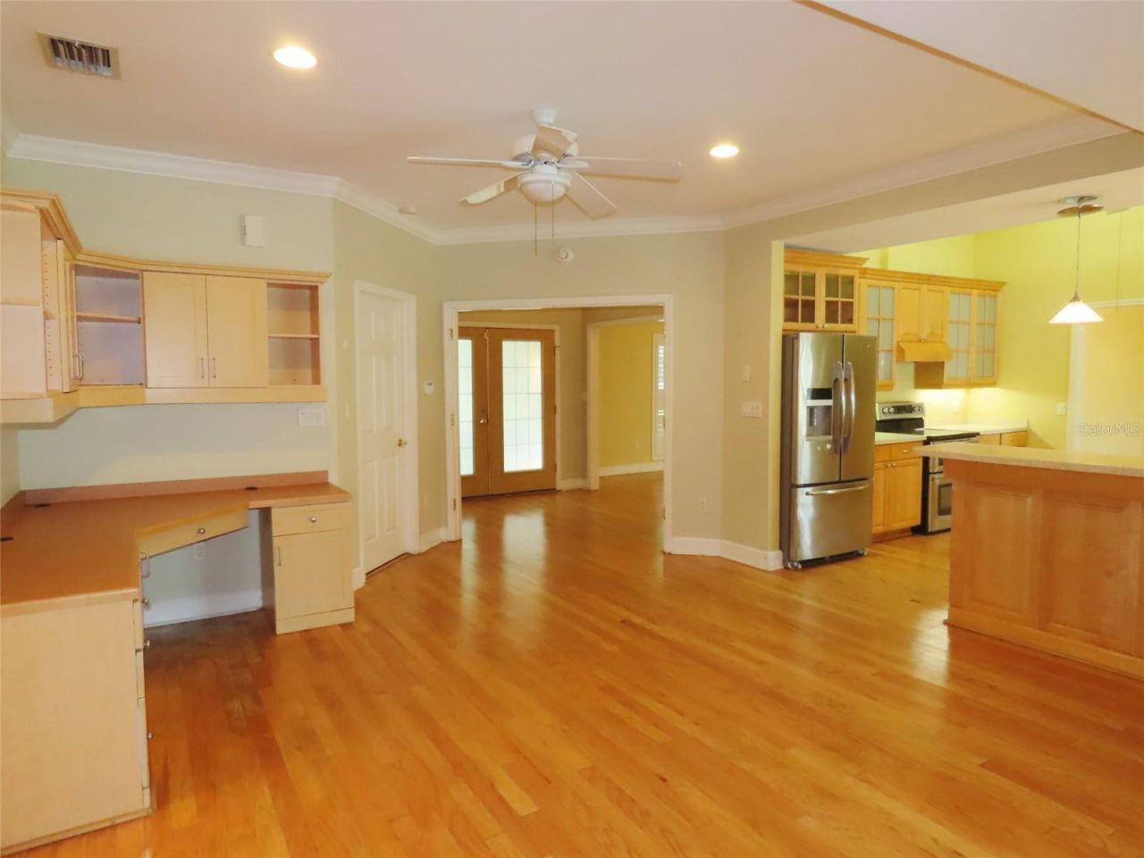 7555 Pine Valley Lane, Seminole, FL 33776 Photo