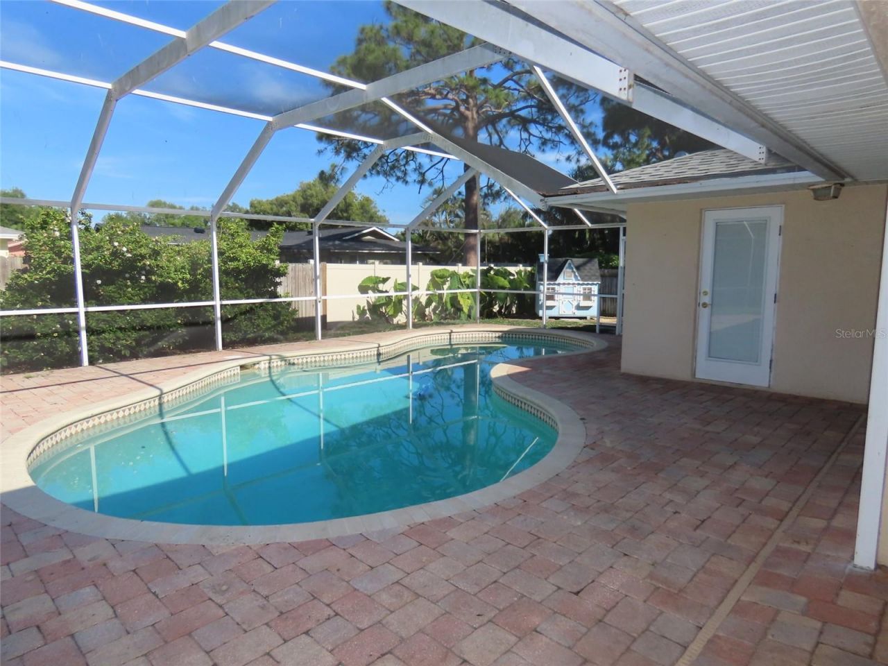 7555 Pine Valley Lane, Seminole, FL 33776 Photo